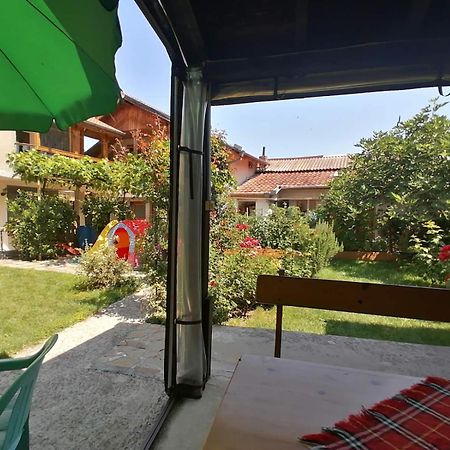 Guest House Sokratovi Obzor Extérieur photo
