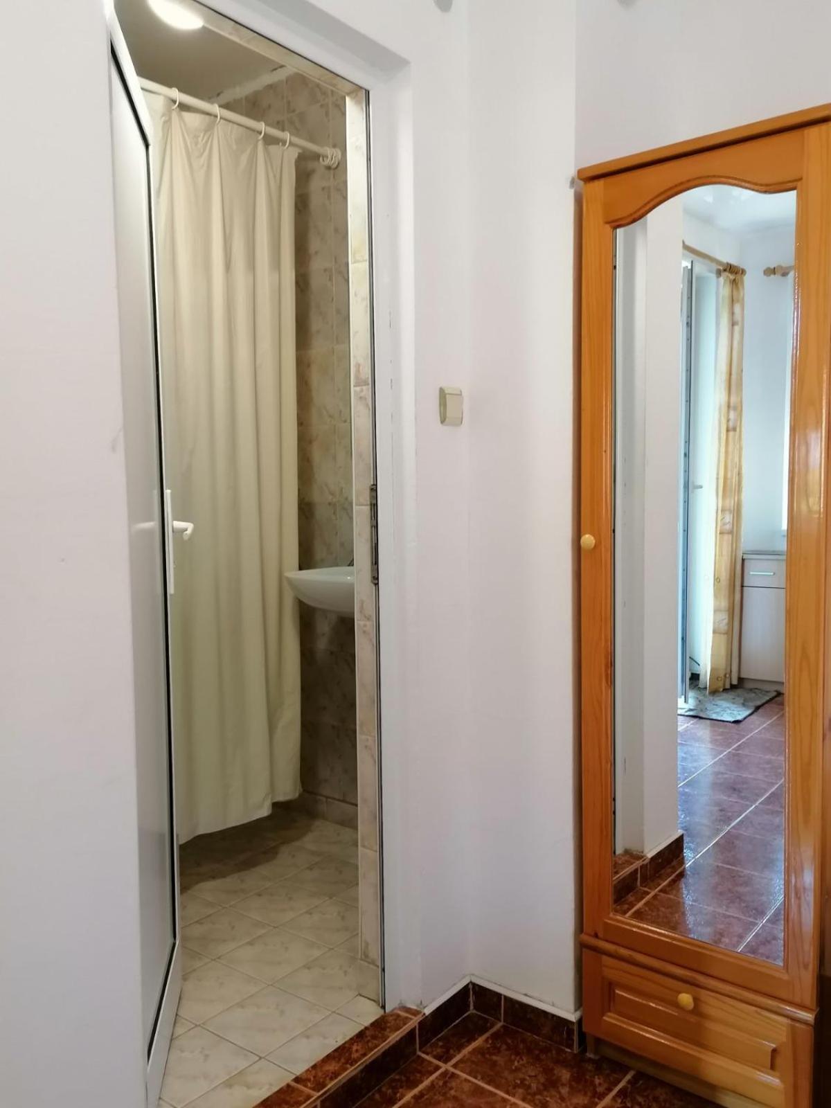 Guest House Sokratovi Obzor Extérieur photo