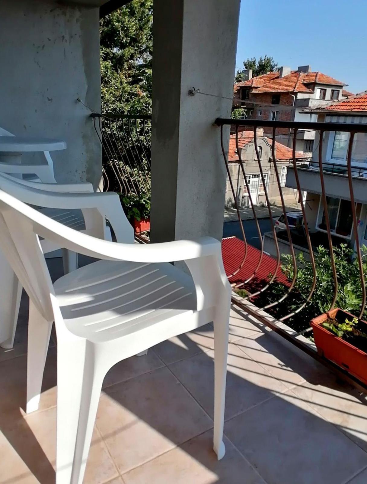Guest House Sokratovi Obzor Extérieur photo