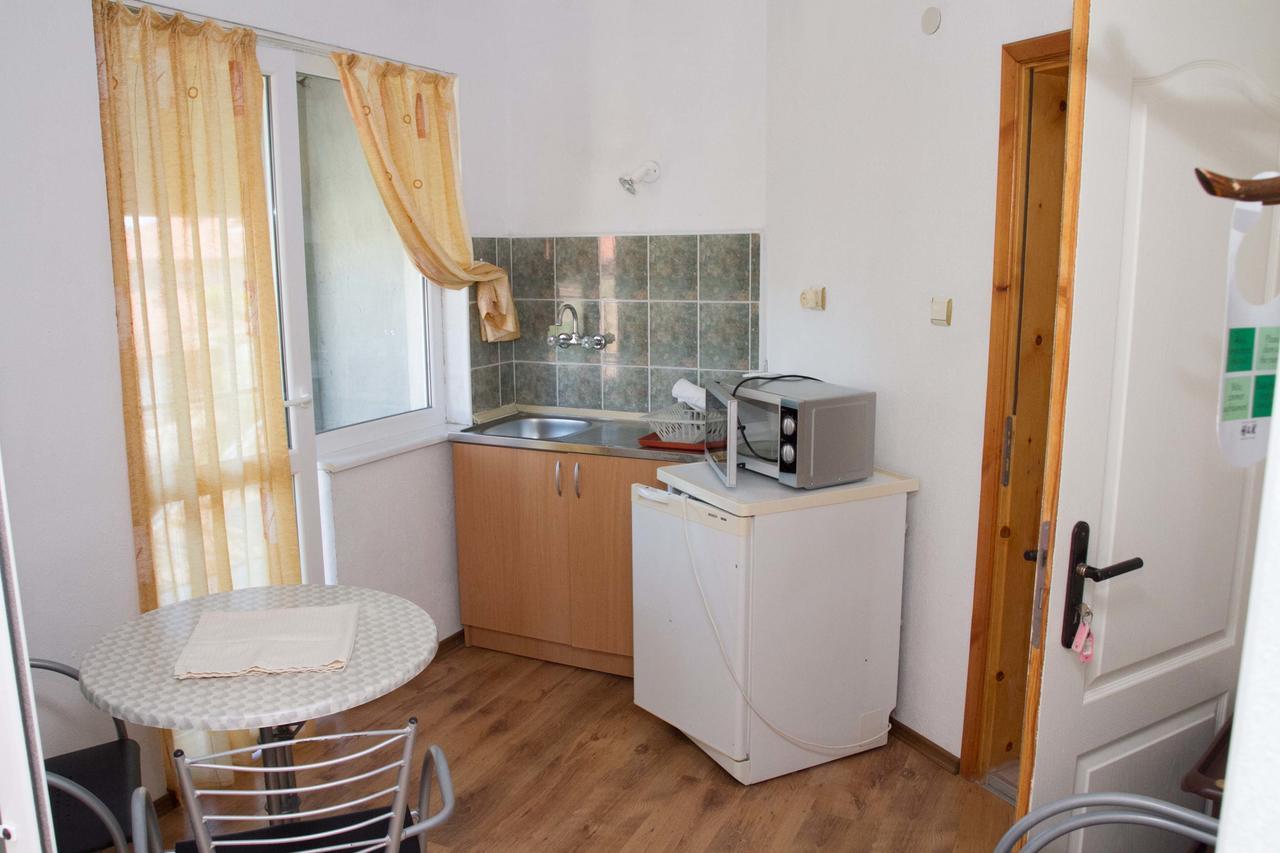 Guest House Sokratovi Obzor Extérieur photo